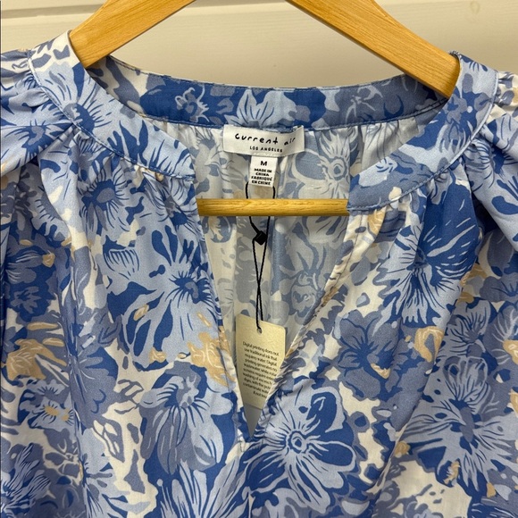 Current Air Blue and Tan Floral Blouse Size Medium NWT - Picture 3 of 12